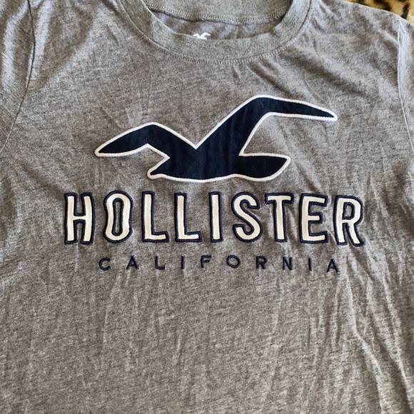 Hollister tee - Picture 3 of 5